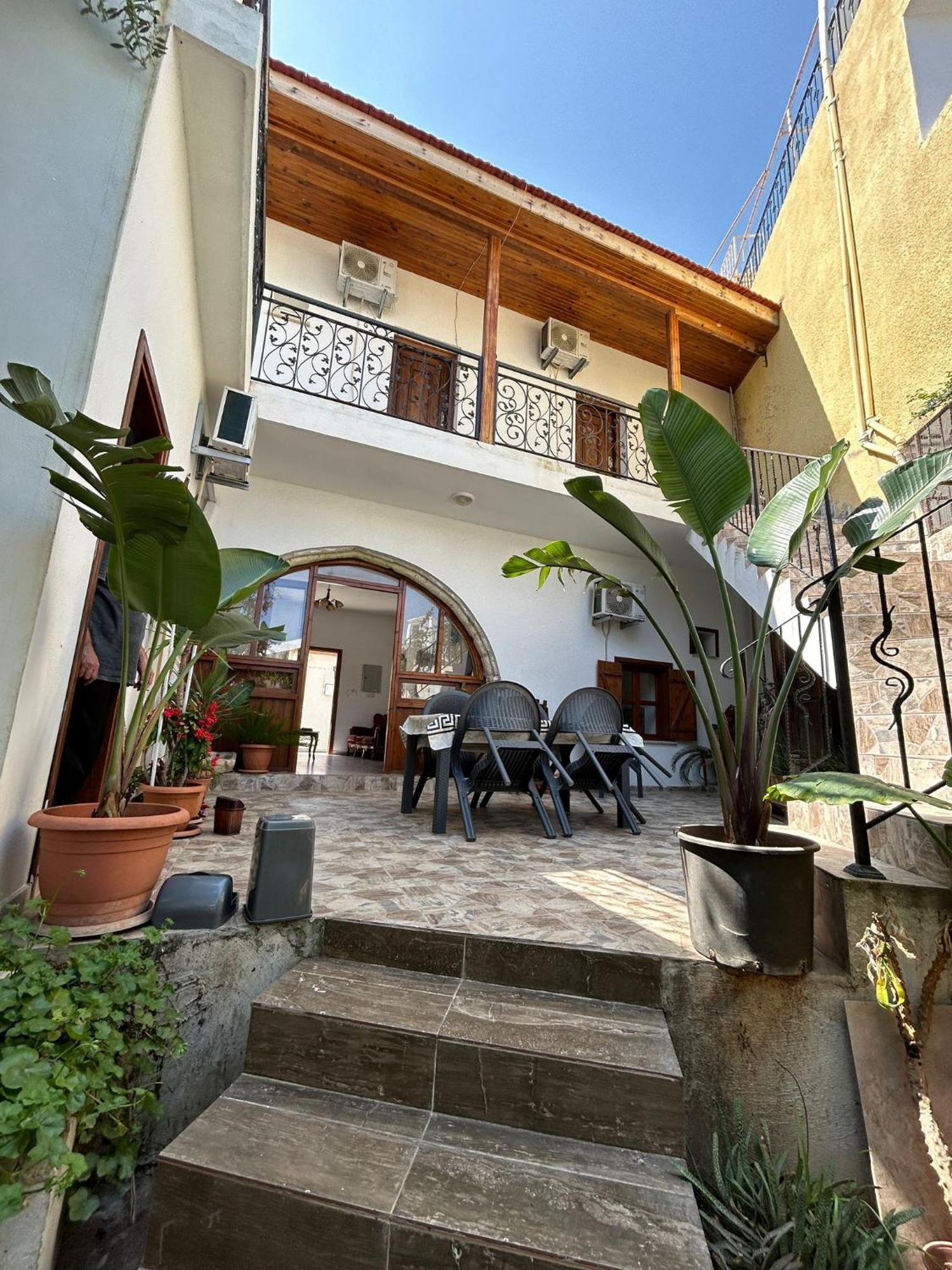 Magic Moon Guest House فاماغوستا المظهر الخارجي الصورة