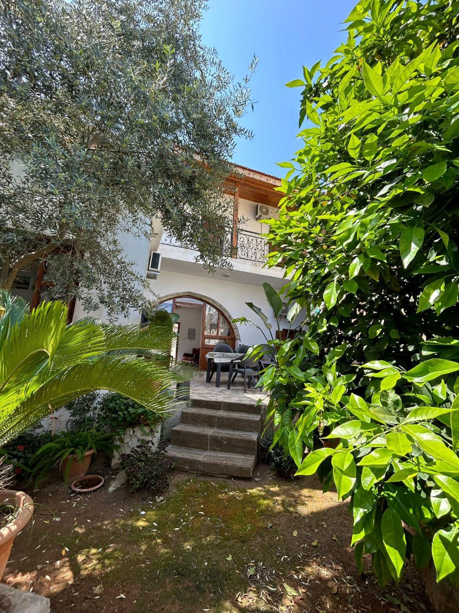 Magic Moon Guest House فاماغوستا المظهر الخارجي الصورة
